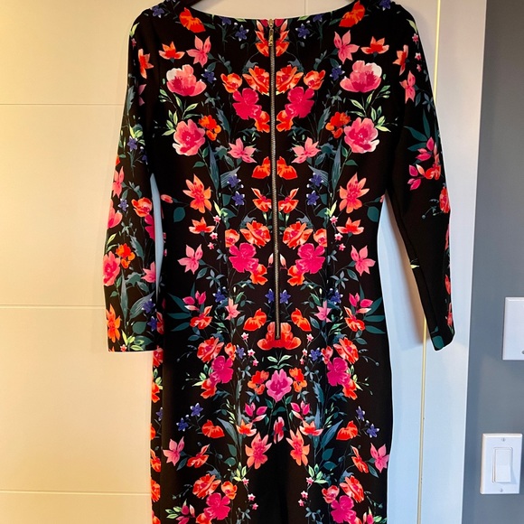 Eliza J Floral Dress - Picture 4 of 5